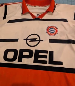 Tradera Fotboll<Retro Mario Basler Bayern München fotbollströja, storlek M