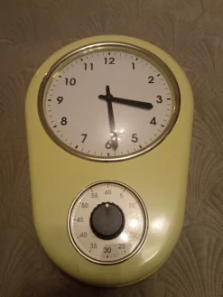 Tradera Retrostil ,väggklocka med timerfunktion^ Klockor Till Hemmet