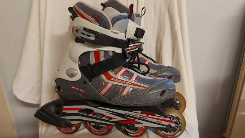 Tradera Skateboard & Inlines<Revolution RS 3.1 JR Rullskridskor Storlek 41