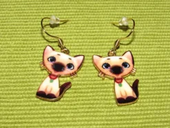 Tradera Egendesignade Smycken<Örhängen med katt/katter av emalj/zinklegering/rostfritt stål.