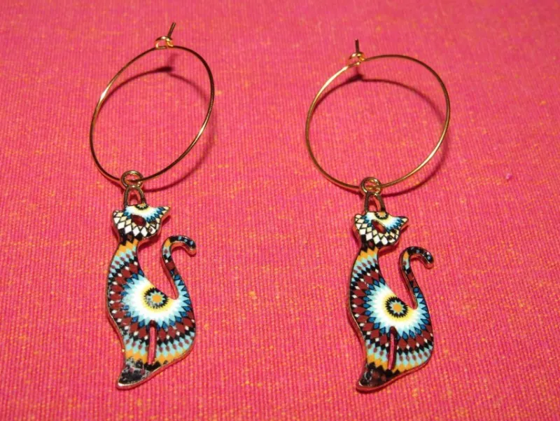 Tradera Egendesignade Smycken<Örhängen med katt/katter av emalj/rostfritt stål.