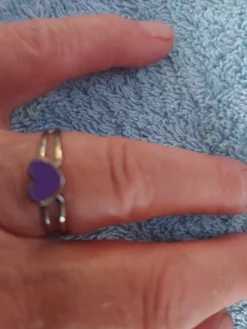 Tradera Ringar<Ring Hjärta Metall Ställbar Omkrets ca 5,8 cm