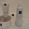 Tradera Hudvård<Rituals sakura / 4 delar kit