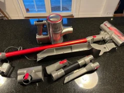 Tradera Roborock H7 Sladdlös Dammsugare - OBS defekt^ Hushållsmaskiner