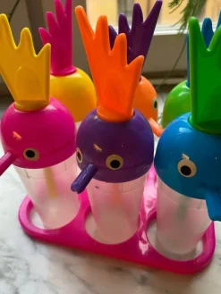 Tradera Roliga isformar - 6 st glada valar!> Barnkalas