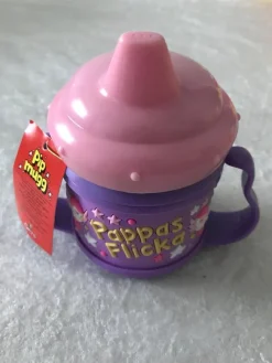 Tradera Roliga och Färgglada Barn Muggar med Texter och Bilder^ Hushållsartiklar