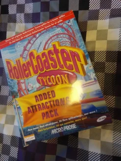 Tradera Datorspel<Roller Coaster Tycoon: Added Attractions Pack, PC Big box