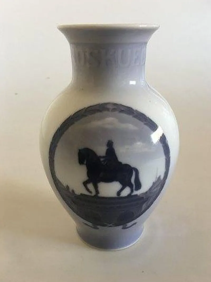 Tradera Royal Copenhagen Rundskuedag Vase fra 1931> Övrig Antik & Design