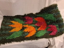 Tradera Ryamatta gjord av Sven Olausson är 1969.^ Mattor