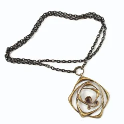 Tradera Smyckespaket<SÅ FINT FINSKT HALSBAND MED STORT HÄNGE