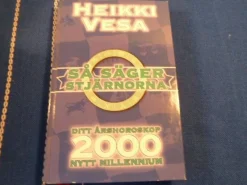 Tradera SÅ SÄGER STJÄRNORNA - DITT ÅRSHOROSKOP 2000, H. VESA, 1999, BÖCKER> Almanackor & Kalendrar
