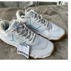 Tradera Innebandy<Salming Skor Vit Storlek 39