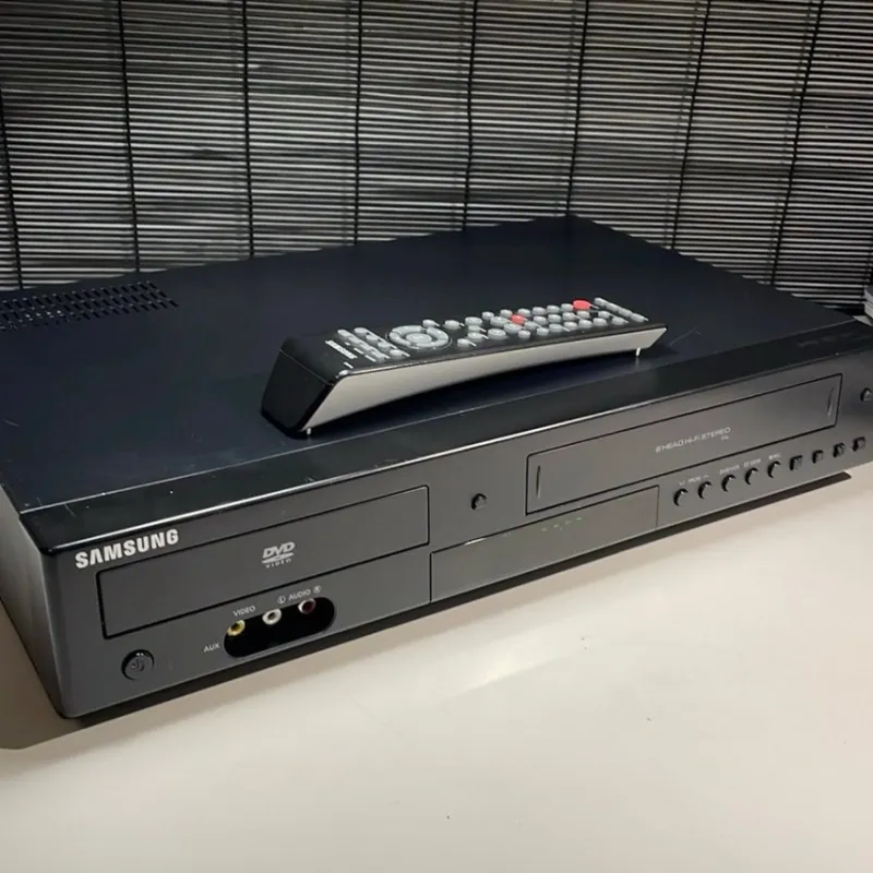 Tradera SAMSUNG / DVD / VHS Kombo spelare / DVD-V6800 / Kombinerad VCR DVD Video^ Dvd-, Video- & Blurayspelare