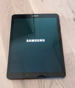 Tradera Surfplattor<Samsung Galaxy Tab S3 SM-T825 4G