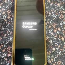 Tradera Mobiltelefoner<Samsung Galaxy Z Fold 5