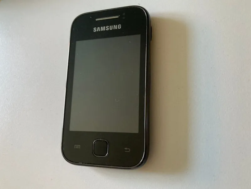 Tradera Mobiltelefoner<Samsung GT-S5360 OTESTAD