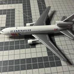 Tradera SAS McDonnell Douglas DC-10 diecast modellplan^ Skalamodeller