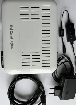 Tradera Satellit TV mottagare med parabol antenn^ Digital-tv