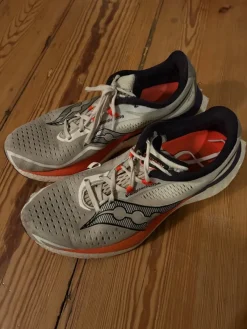 Tradera Löpning<Saucony Endorphin Speed 4 - Löparskor