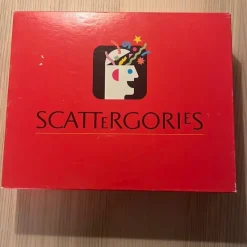 Tradera Scattergories sällskapsspel^ Bräd- & Sällskapsspel