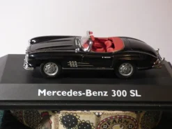 Tradera Schuco Mercedes-Benz 300 SL 1:43^ Skalamodeller