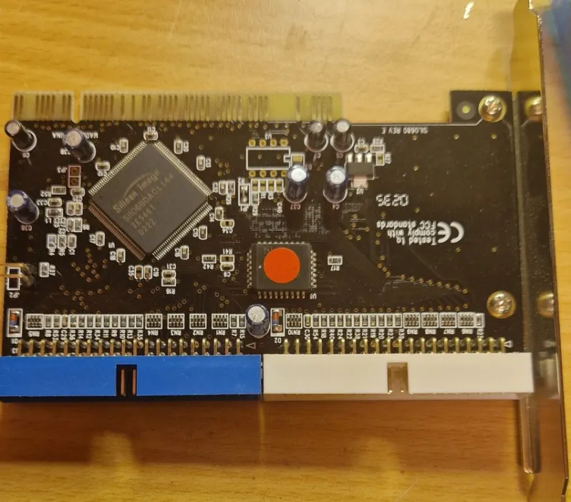 Tradera SD-SIL680-RAID> Datorkomponenter