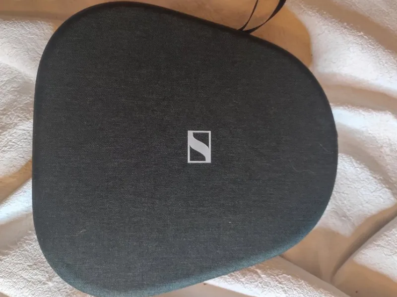 Tradera Sennheiser Momentum 4 Wireless Modell: M4AEBT - Läs^ Hörlurar