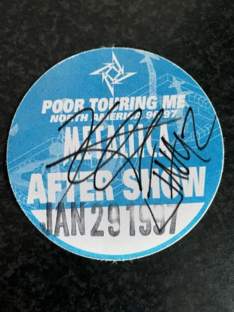 Tradera Signerat Metallica Aftershow Backstagepass 96-97^ Autografer