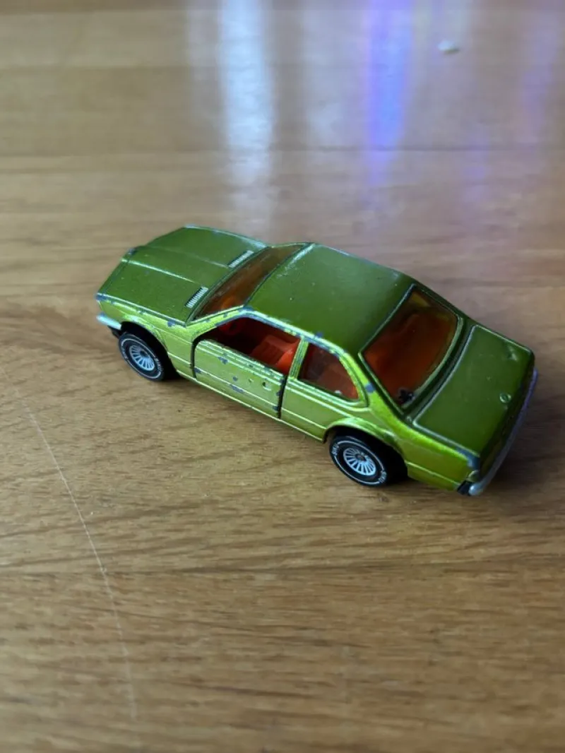 Tradera Leksaks- & Samlarbilar<Siku BMW 633 CSI 1035 - Grön