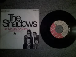 Tradera Singel - The Shadows - Let Me Be The One^ Vinyl