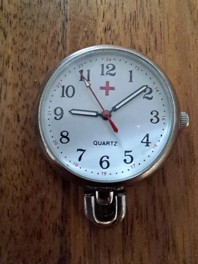 Tradera Sjuksköterskeklocka (FUNGERAR INTE)^ Sjuksköterskeklockor