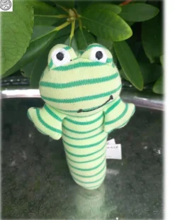 Tradera Skallra från Gegamoja groda Fint skick> Babyleksaker