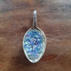 Tradera Egendesignade Smycken<Skedhalsband (Pärlor och beads)