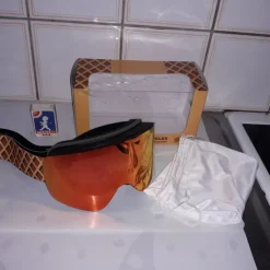 Tradera Alpint<SKIDGLASÖGON / KEXCHOKLAD / Googles / Alpint, UV 400