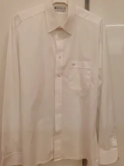 Tradera Skjorta, Cavallo by Eric Skoglund, st 39. Vit, 65% polyester/35% bomull.^ Herrkläder