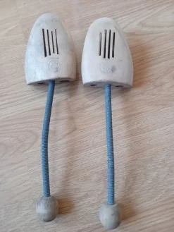 Tradera Skovård<Skoblock i trä