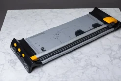 Tradera Affärsverksamhet<Skärmaskin, Fellowes Proton A3