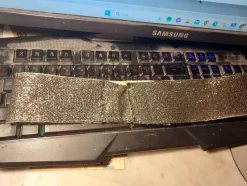 Tradera skärp guldig LAME 80-tal längd 68 cm> Bälten & Skärp