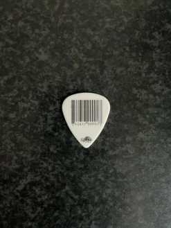 Tradera Musikmemorabilia<Slipknot plektrum , turné , James Root. Äldre modell.