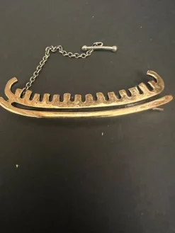 Tradera Slipsnålar<Slipshållare i Brons Vikingastil.