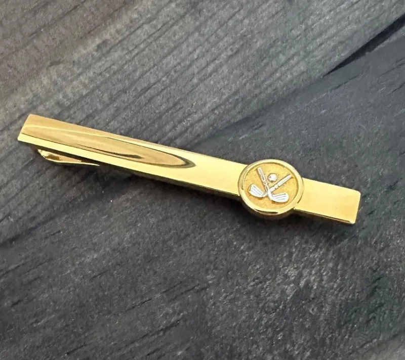 Tradera Slipsnålar<Slipsnål med golfmotiv i förgyllt Silver 925.