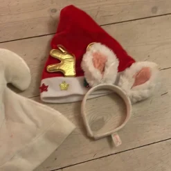 Tradera Smurf hatt och bonus (kaninöron julmössa)> Maskeradkläder