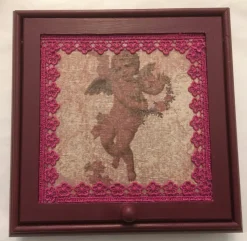 Tradera Smyckeskrin & -förvaring<Smyckeskrin med spegel Ängel decoupage spets