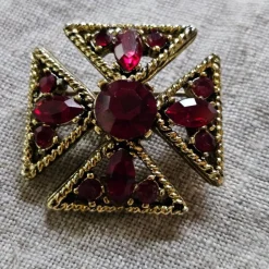 Tradera Broscher<Snygg brosch.