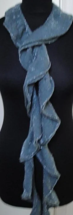 Tradera Snygg grå glimrig volang halsduk> Sjalar & Halsdukar