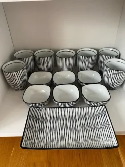 Tradera Snygga svartvita skålar och muggar^ Övrigt Hem & Hushåll