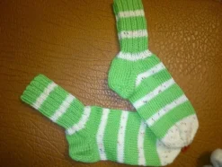 Tradera sockor HANTVERK ull GRÖN/VIT randiga stl. 37/38^ Hantverk