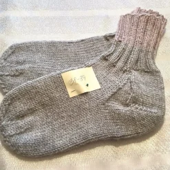 Tradera Sockor/strumpor/tofflor storlek 38-39^ Kläder