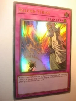 Tradera Samlarbilder<Solemn Strike DUDE-EN055 NYTT RARE FOIL