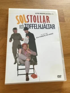 Tradera Solstollar och Toffelhjältar> Svensk Film